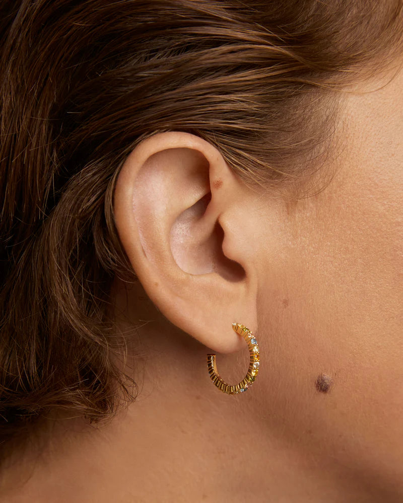 PDPAOLA Orecchini a cerchio Rainbow AR01-B96-U