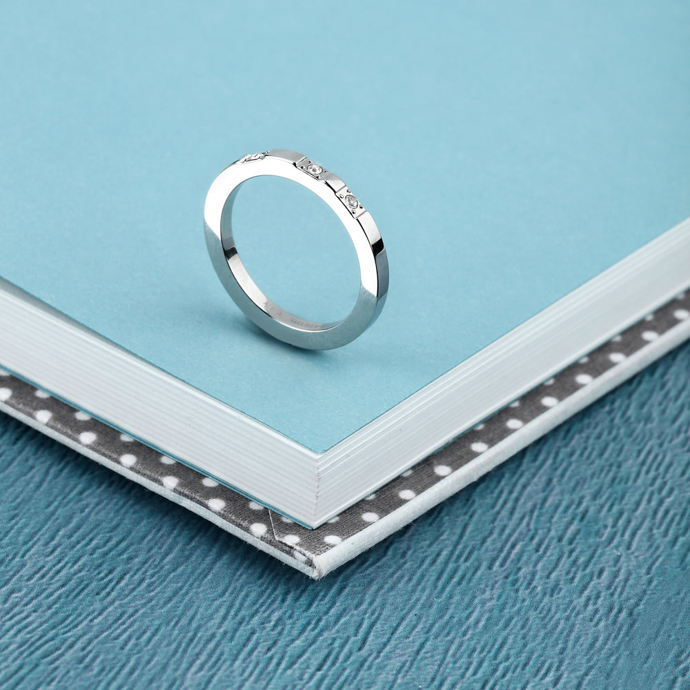 
                  
                    ANELLO DONNA LA PETITE STORY RING LPS03AVV07010
                  
                