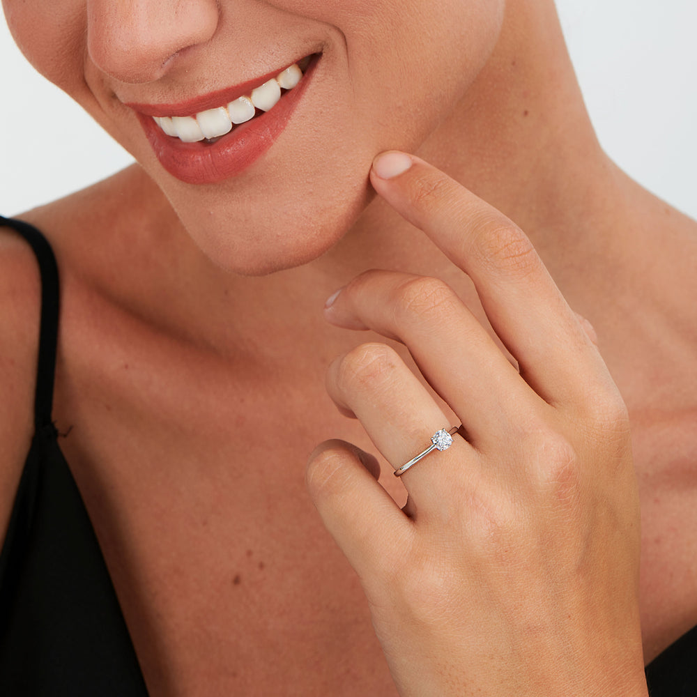 
                  
                    ANELLO DONNA LIVE DIAMOND CLASSIC DIAMOND LDW040140010I
                  
                