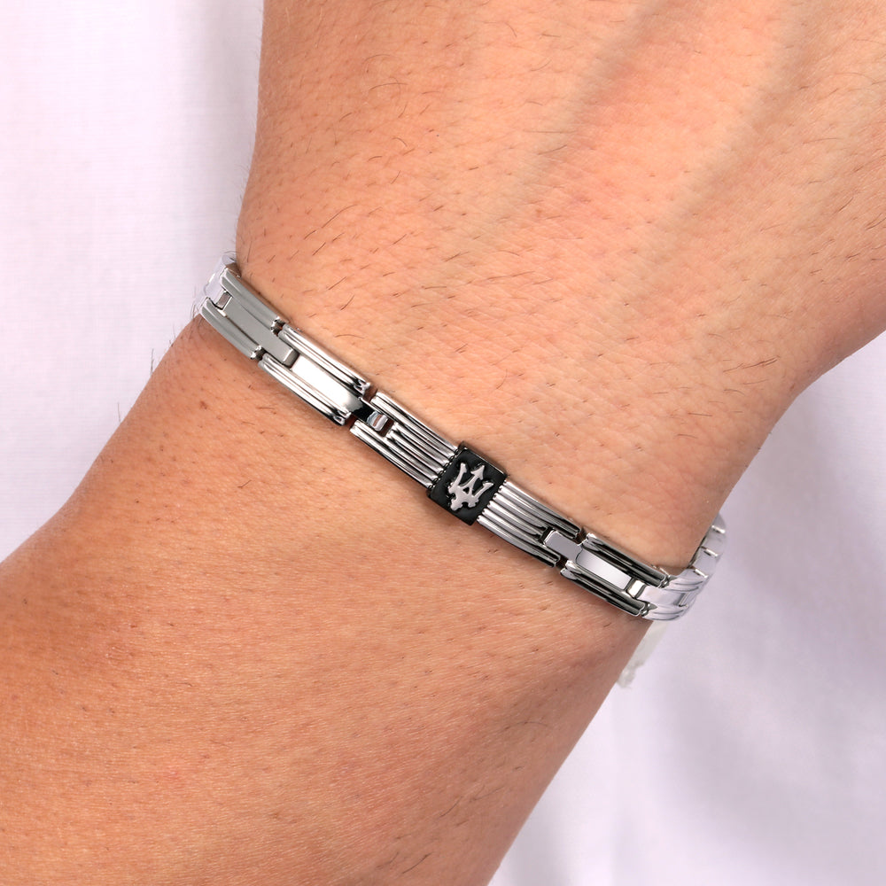 
                  
                    BRACCIALE UOMO MASERATI ICONIC JM420ATK04
                  
                