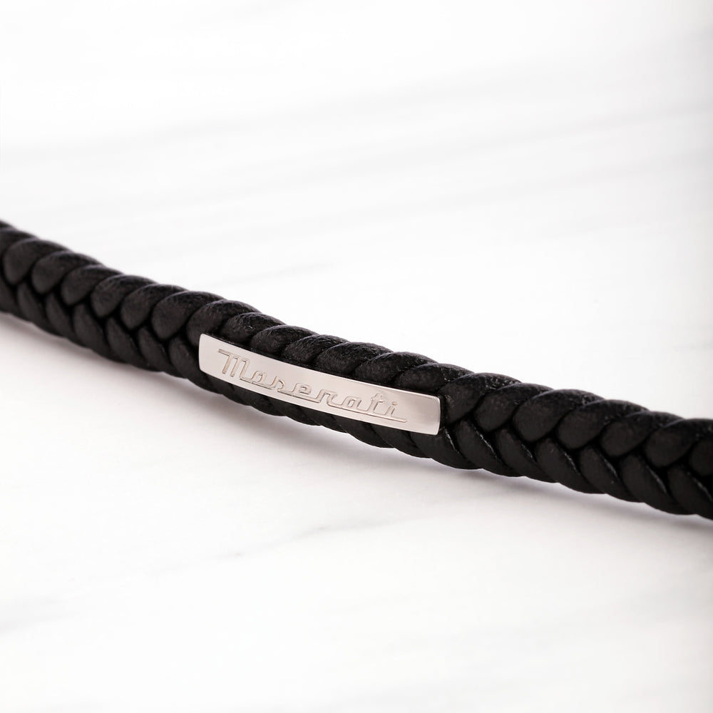 
                  
                    BRACCIALE UOMO MASERATI RECYCLED LEATHER JM222AVE02
                  
                