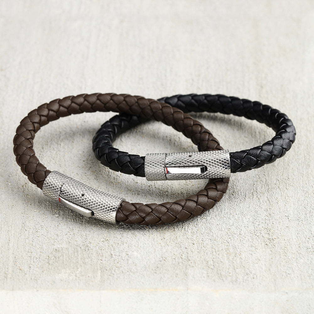 
                  
                    BRACCIALE UOMO SECTOR BANDY SZV100
                  
                