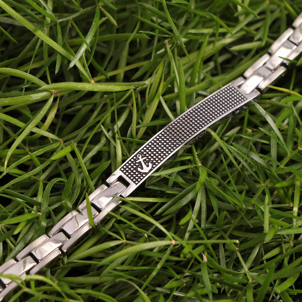 
                  
                    BRACCIALE UOMO SECTOR BASIC SZS50
                  
                