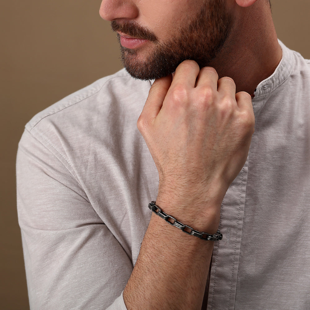 
                  
                    BRACCIALE UOMO SECTOR BASIC SZS87
                  
                