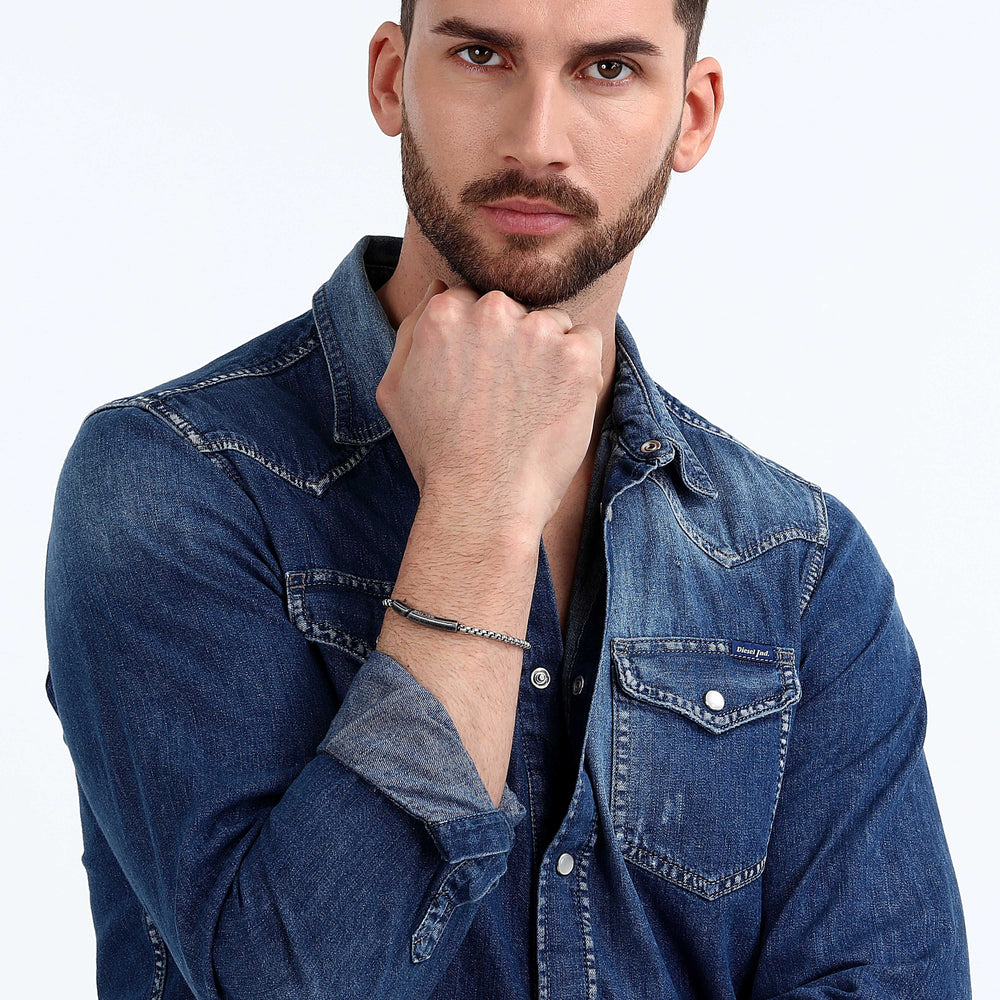 
                  
                    BRACCIALE UOMO SECTOR BASIC SZS90
                  
                