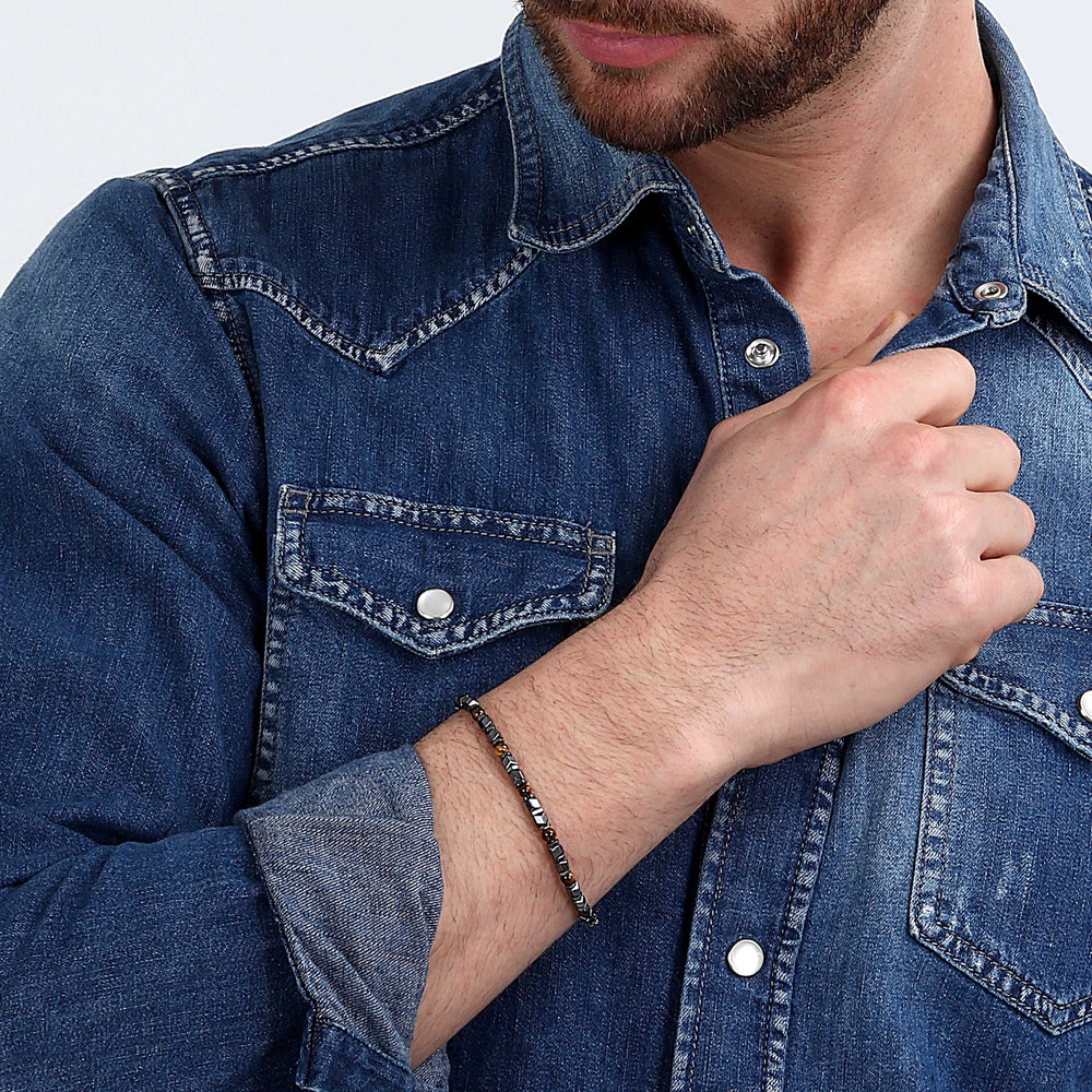 
                  
                    BRACCIALE UOMO SECTOR BASIC SZS96
                  
                