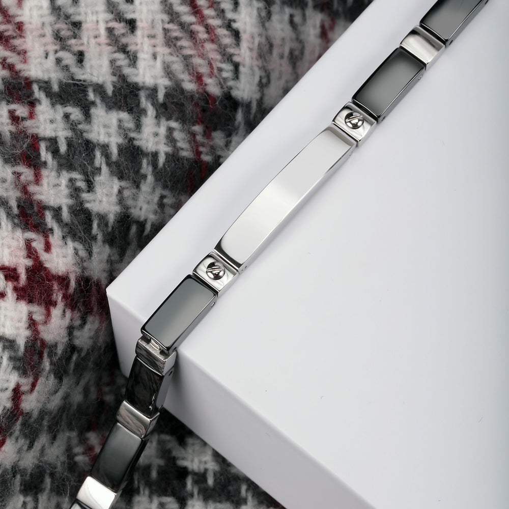 
                  
                    BRACCIALE UOMO SECTOR CERAMIC SAFR10
                  
                