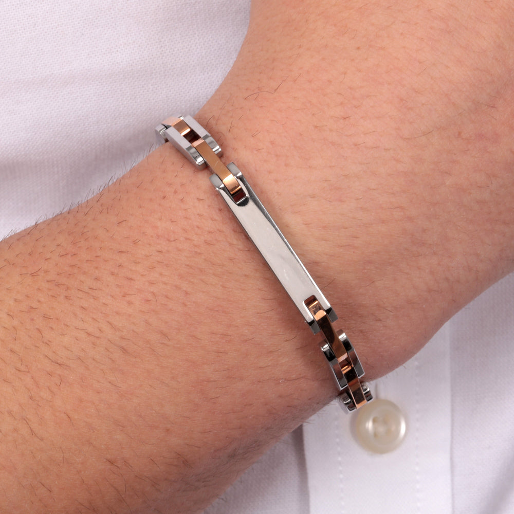 
                  
                    BRACCIALE UOMO SECTOR ENERGY SAFT52
                  
                