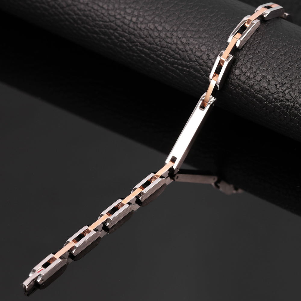 
                  
                    BRACCIALE UOMO SECTOR ENERGY SAFT52
                  
                
