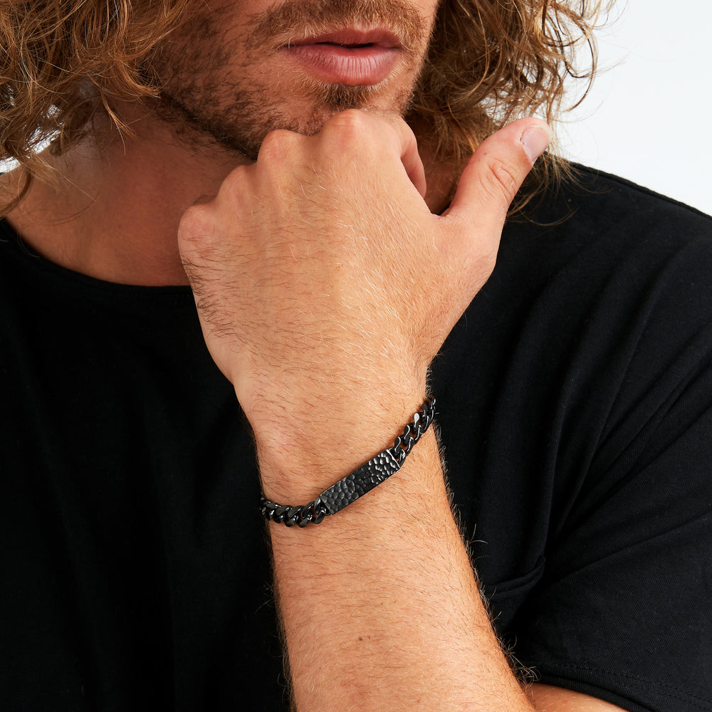 
                  
                    BRACCIALE UOMO SECTOR ENERGY SAFT86
                  
                