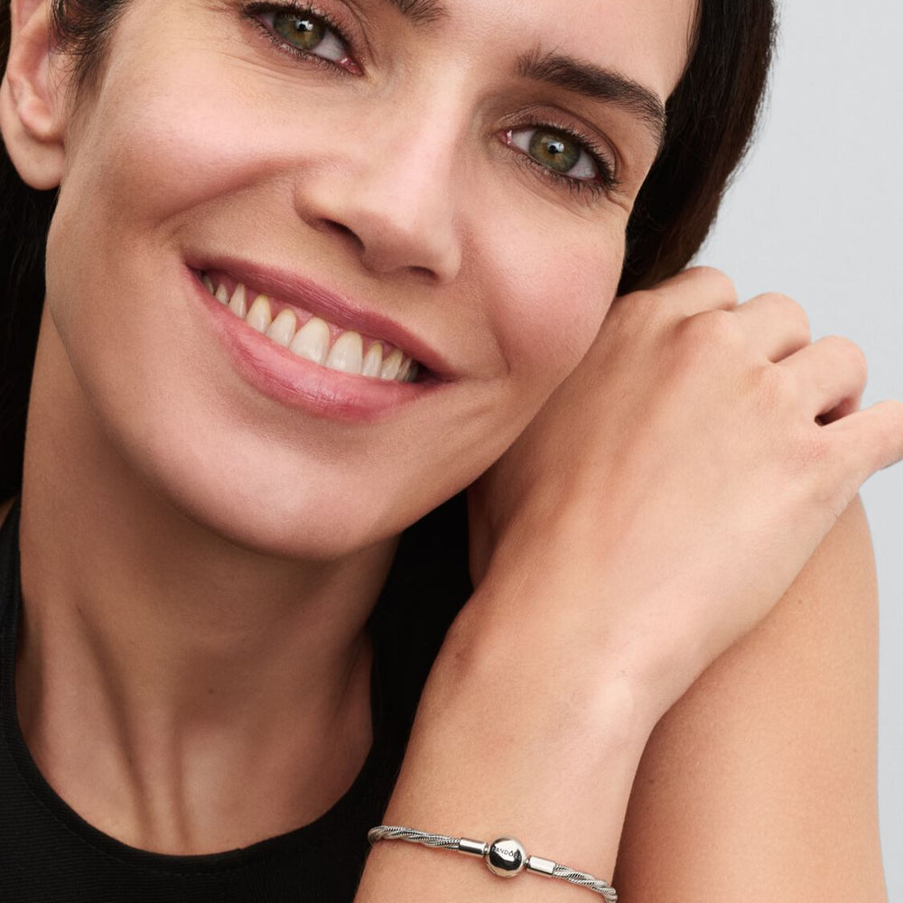 
                  
                    Bracciale Maglia Doppia Intrecciata Pandora 593757C00
                  
                