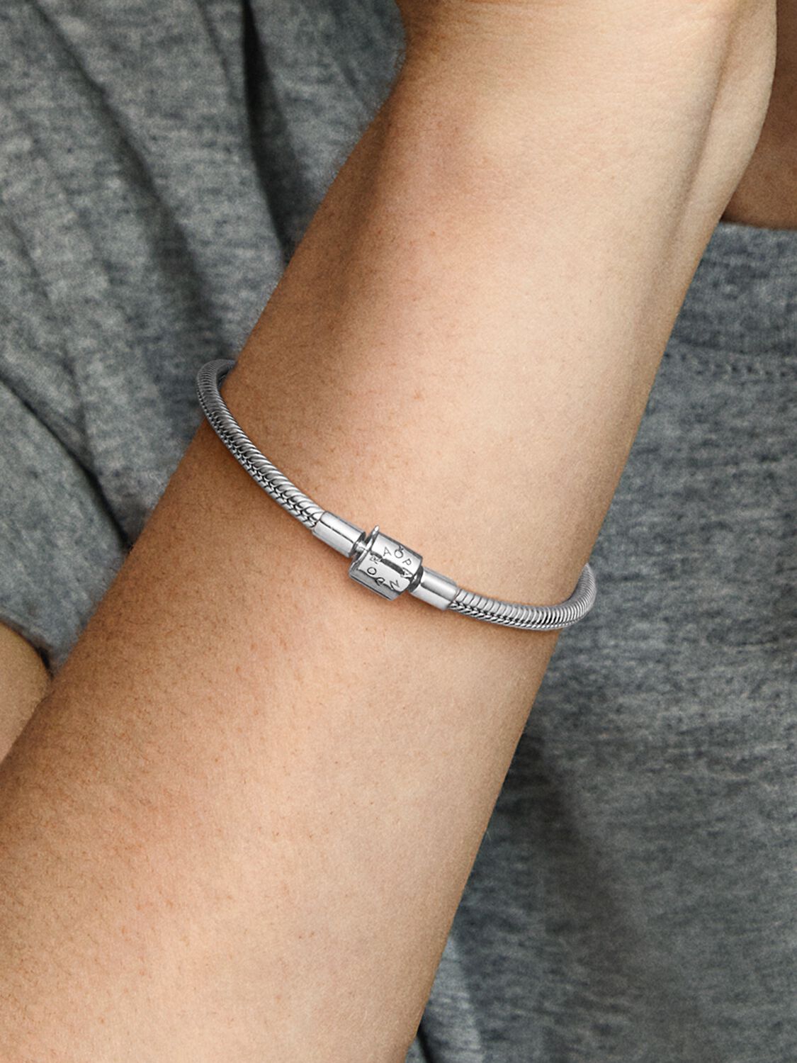 Bracciale Pandora Moments con Chiusura a Barile Piccolo 598816C00