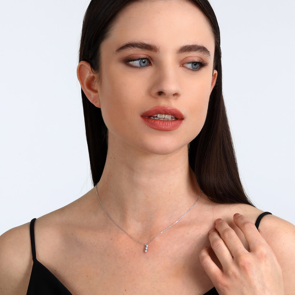 
                  
                    COLLANA DONNA LIVE DIAMOND CLASSIC DIAMOND LDW030137
                  
                