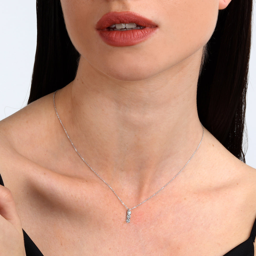 
                  
                    COLLANA DONNA LIVE DIAMOND CLASSIC DIAMOND LDW030137
                  
                