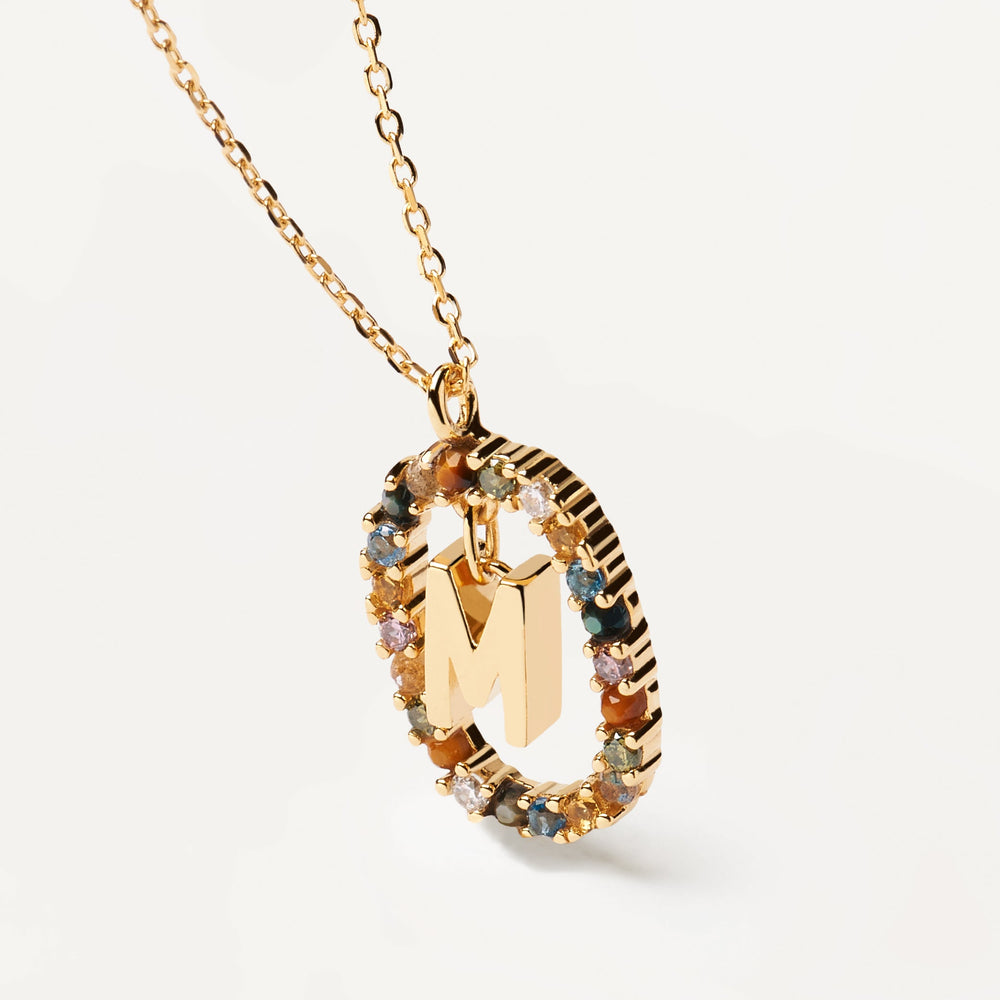 
                  
                    Collana con lettera M
                  
                