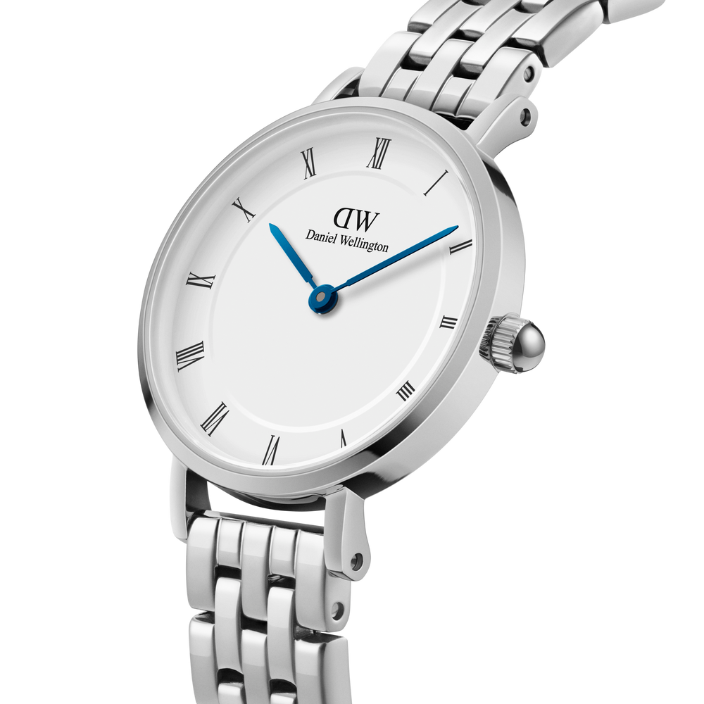
                  
                    Orologio Daniel Wellington Petite Roman Numerals 5-Link Silver
                  
                