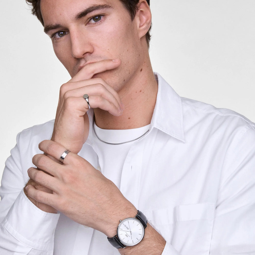 
                  
                    Orologio Daniel Wellington Classic Day Display DW00100832
                  
                