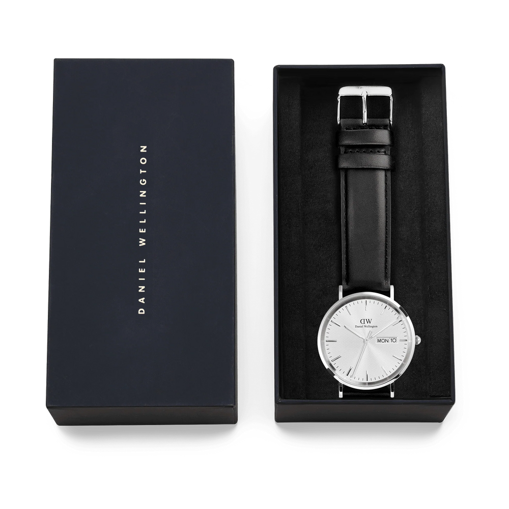 
                  
                    Orologio Daniel Wellington Classic Day Display DW00100832
                  
                
