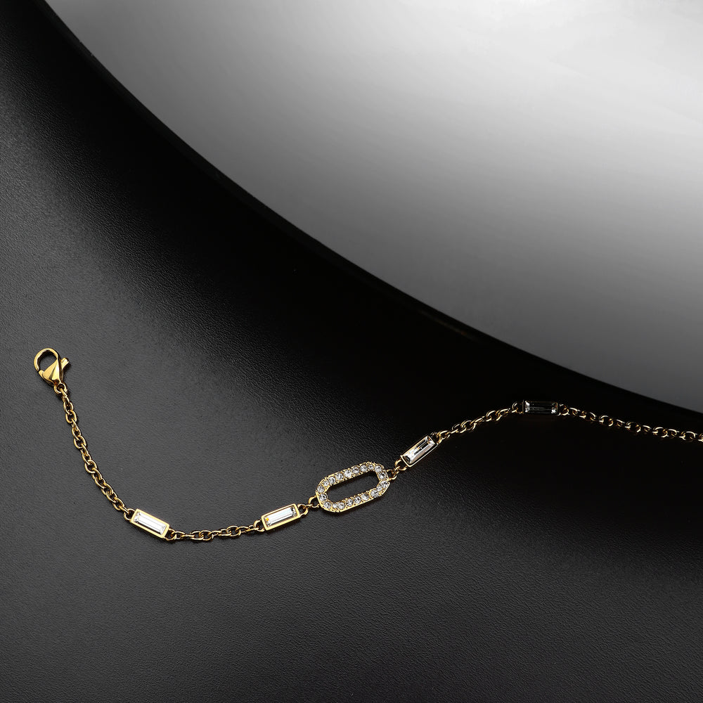 
                  
                    Bracciale Donna Karl Lagerfeld KLAYC20
                  
                