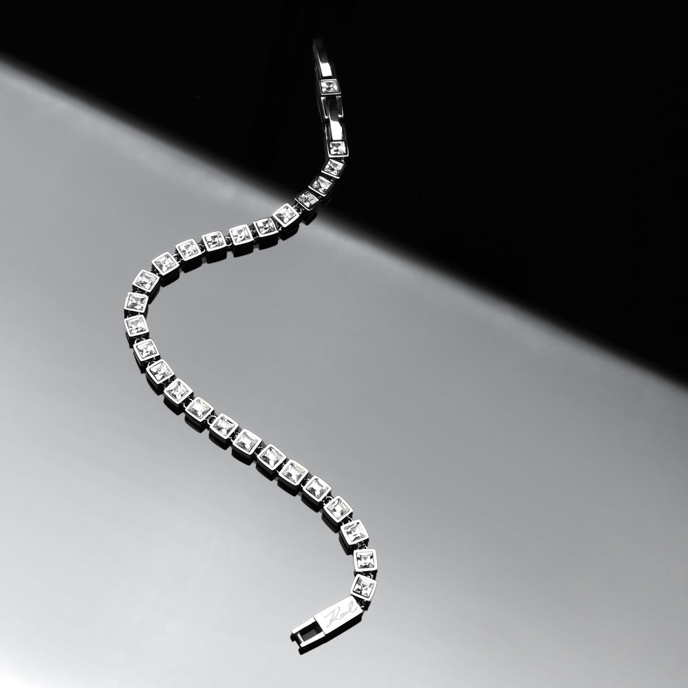 
                  
                    Bracciale Donna Karl Lagerfeld KLAYC24
                  
                