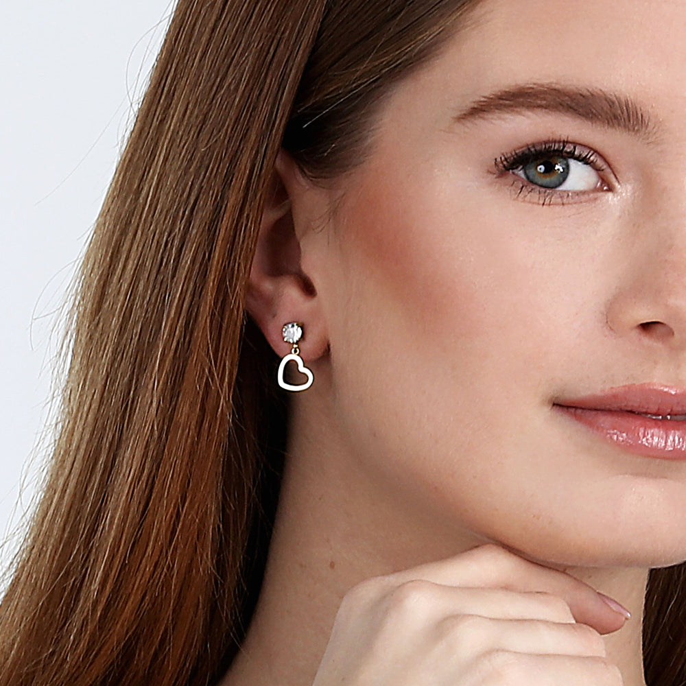 
                  
                    ORECCHINI DONNA LA PETITE STORY SINGLE EARRINGS LPS02AQM57
                  
                