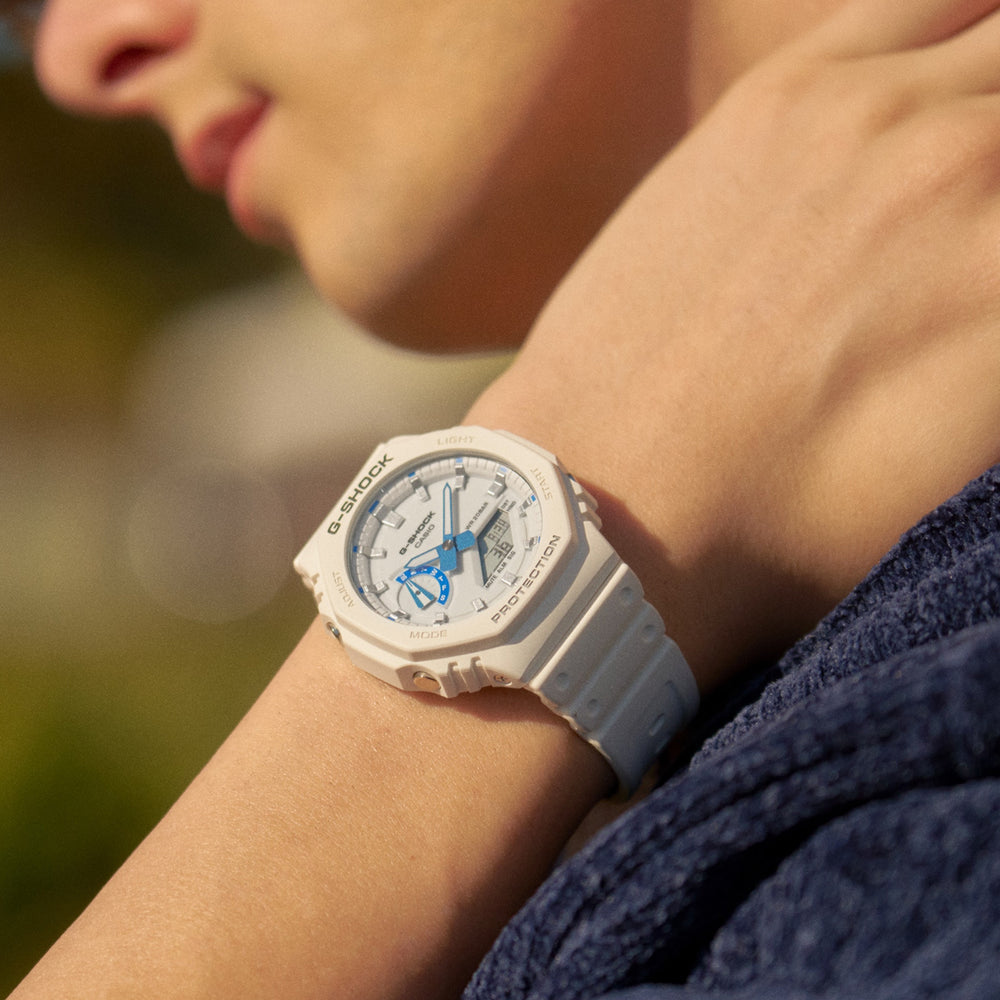 
                  
                    Orologio Casio GA-2100HDS-7AER
                  
                