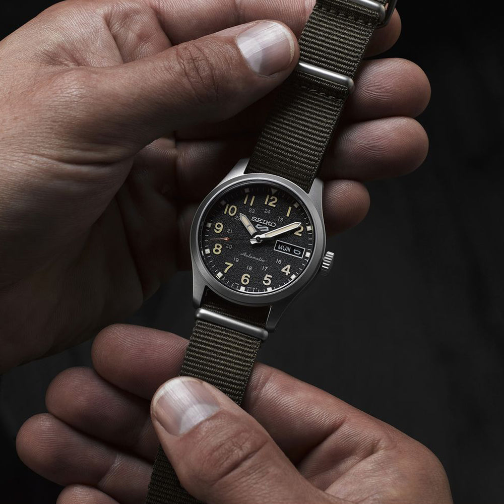 
                  
                    Orologio Seiko SRPJ85K1
                  
                