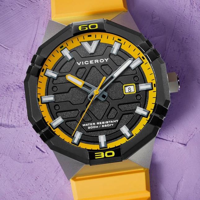 
                  
                    Orologio Viceroy 45015-57
                  
                