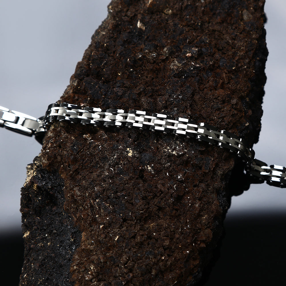 
                  
                    BRACCIALE UOMO SECTOR CERAMIC SAFR50
                  
                