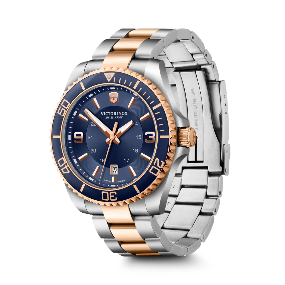 
                  
                    Orologio Victorinox Maverick Large - 241950
                  
                