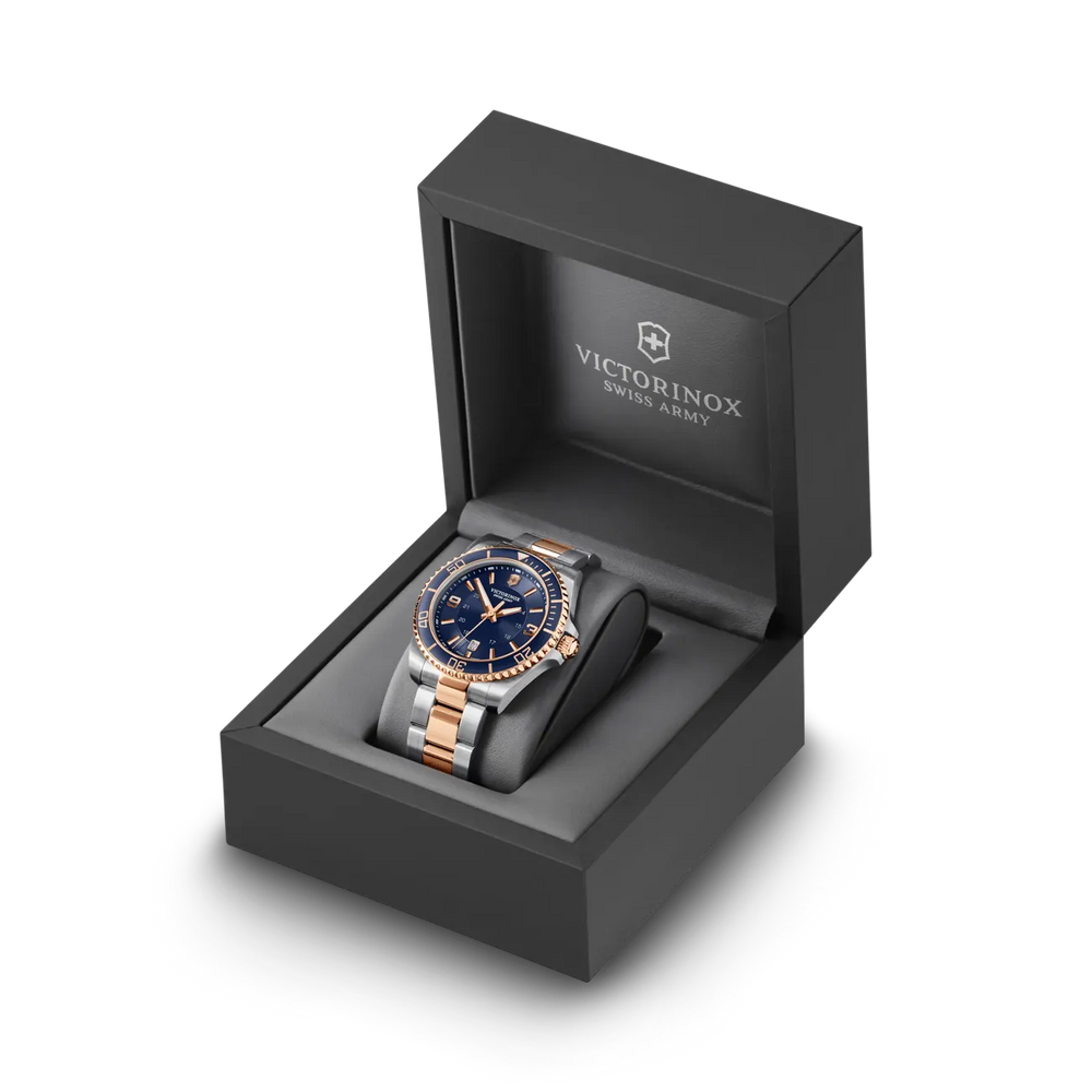 
                  
                    Orologio Victorinox Maverick Large - 241950
                  
                