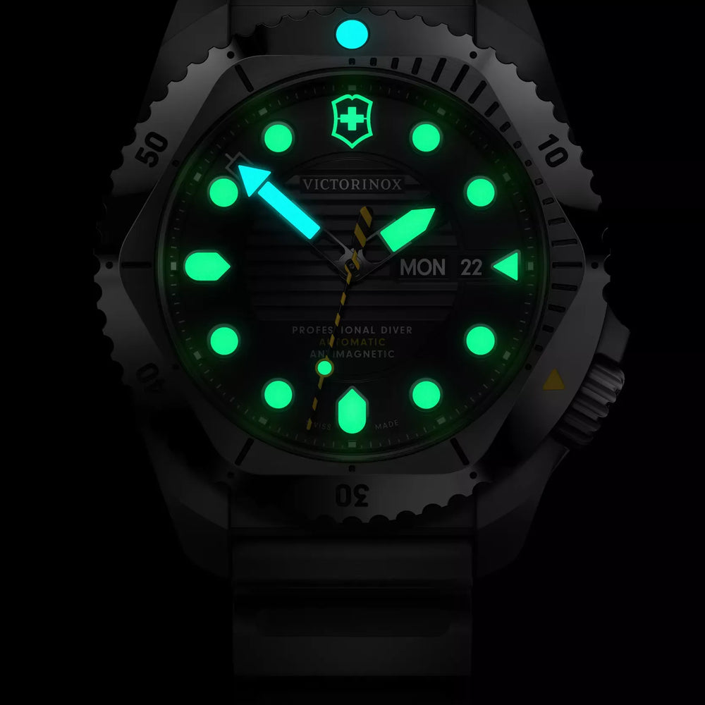 
                  
                    Orologio Victorinox Dive Pro Automatic - 241994
                  
                