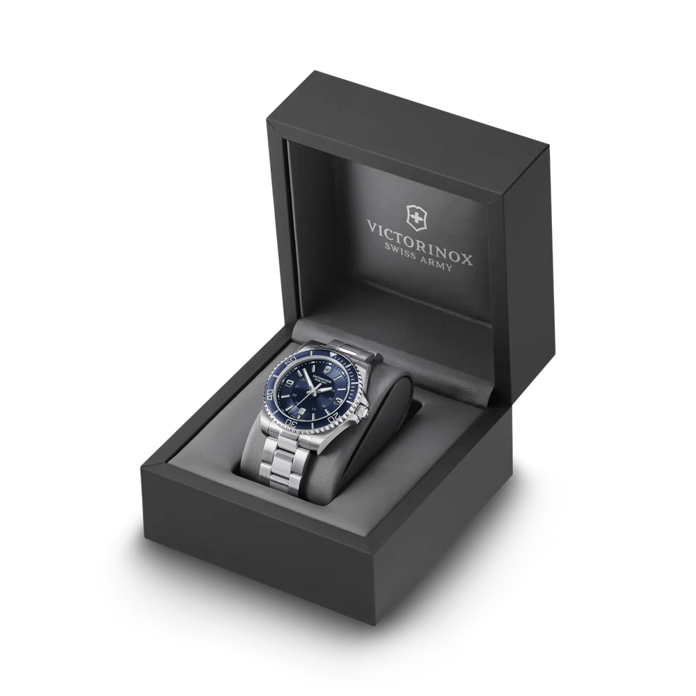
                  
                    Orologio Victorinox Maverick Large - 242007
                  
                