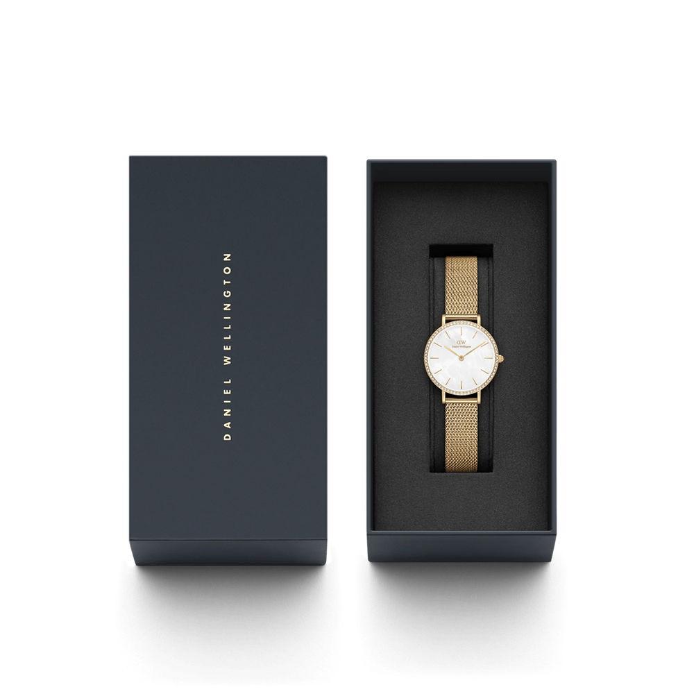 
                  
                    Orologio Daniel Wellington donna Petite Lumine Bezel Evergold MOP
                  
                
