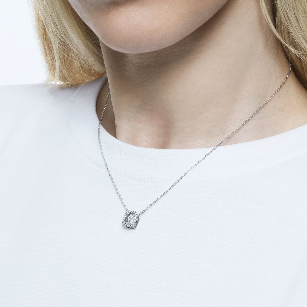 
                  
                    Pendente Millenia Swarovski 5599177
                  
                