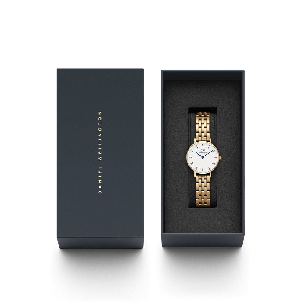 
                  
                    Orologio Daniel Wellington Petite Roman Numerals 5-Link Gold
                  
                